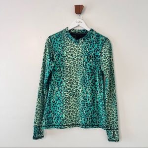 Six Eight Six Green Leopard Print Women’s Snowboarding Longsleeve Tshirt MD